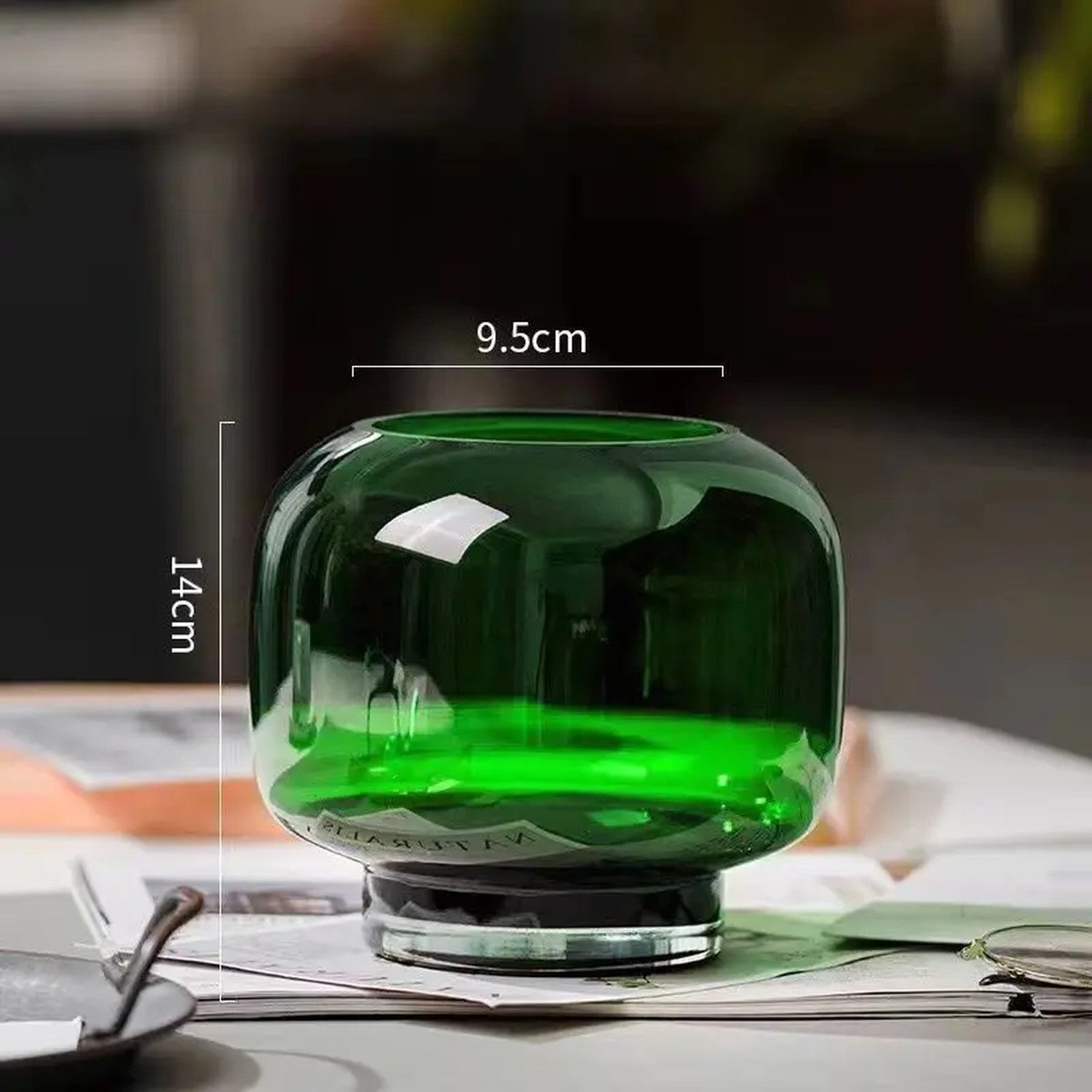Vase bulle vert taille S - 9.5cm × 14cm - vue avec dimensions