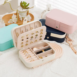 Boîtes à bijoux de voyage déclinées en plusieurs coloris
