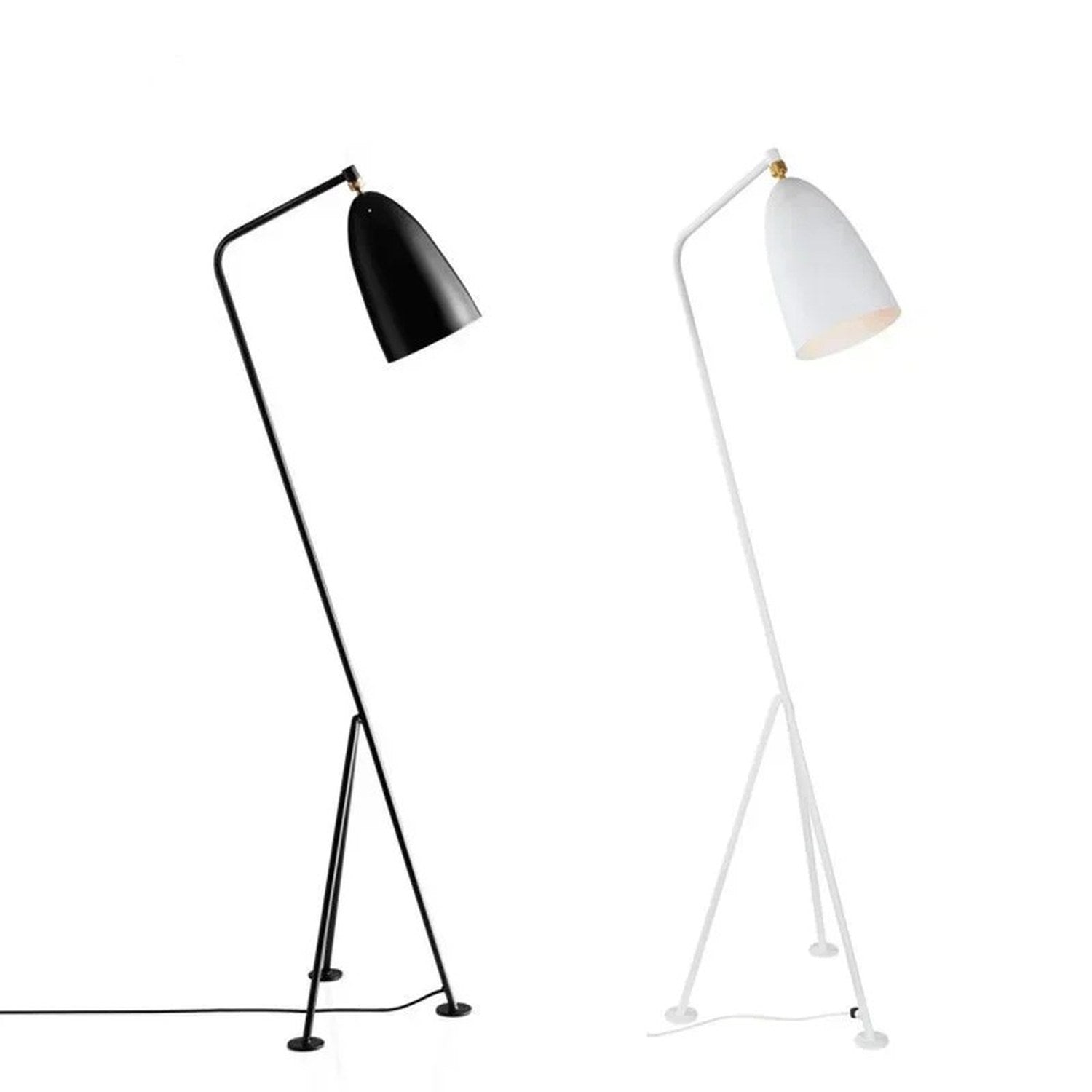 Lampadaire trépied disponible en noir et en blanc sur fond neutre