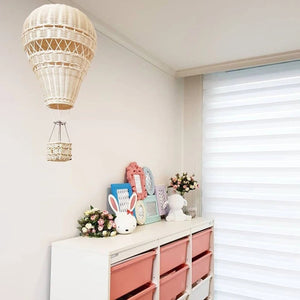 Ballon en rotin décoratif chambre enfant rose