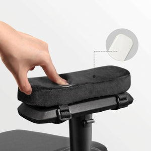 Détail de la mousse à mémoire de forme dense du coussinet d'accoudoir