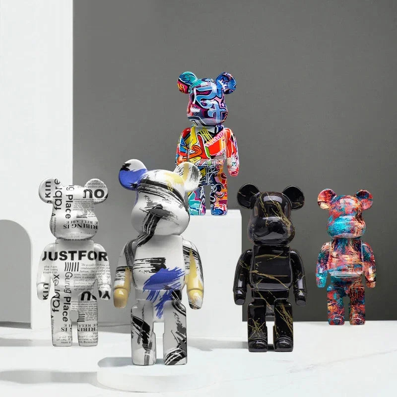 Gros plan sur la texture brillante et les couleurs de la sculpture ours