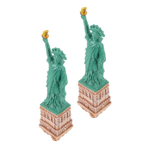 Deux statuettes de la Liberté résine présentation côté à côté