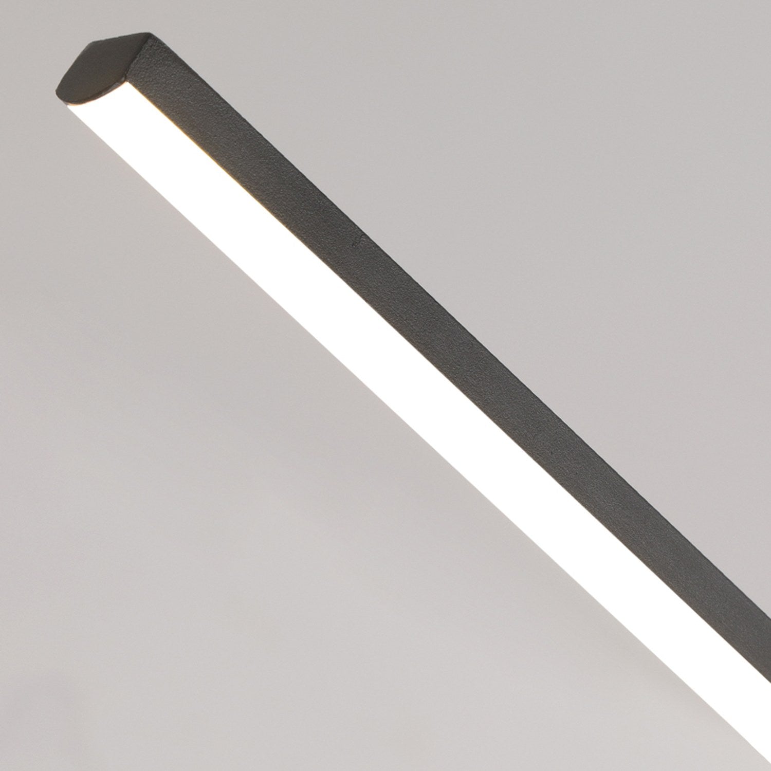 Lustre suspendu moderne - détail éclairage LED