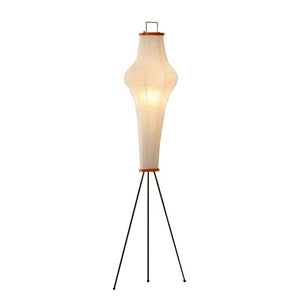 Lampadaire japonais trépied métal noir abat-jour papier de riz fond blanc