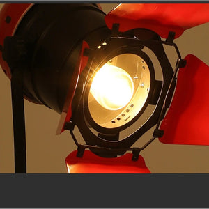 Abat-jour projecteur métal rouge style cinéma industriel