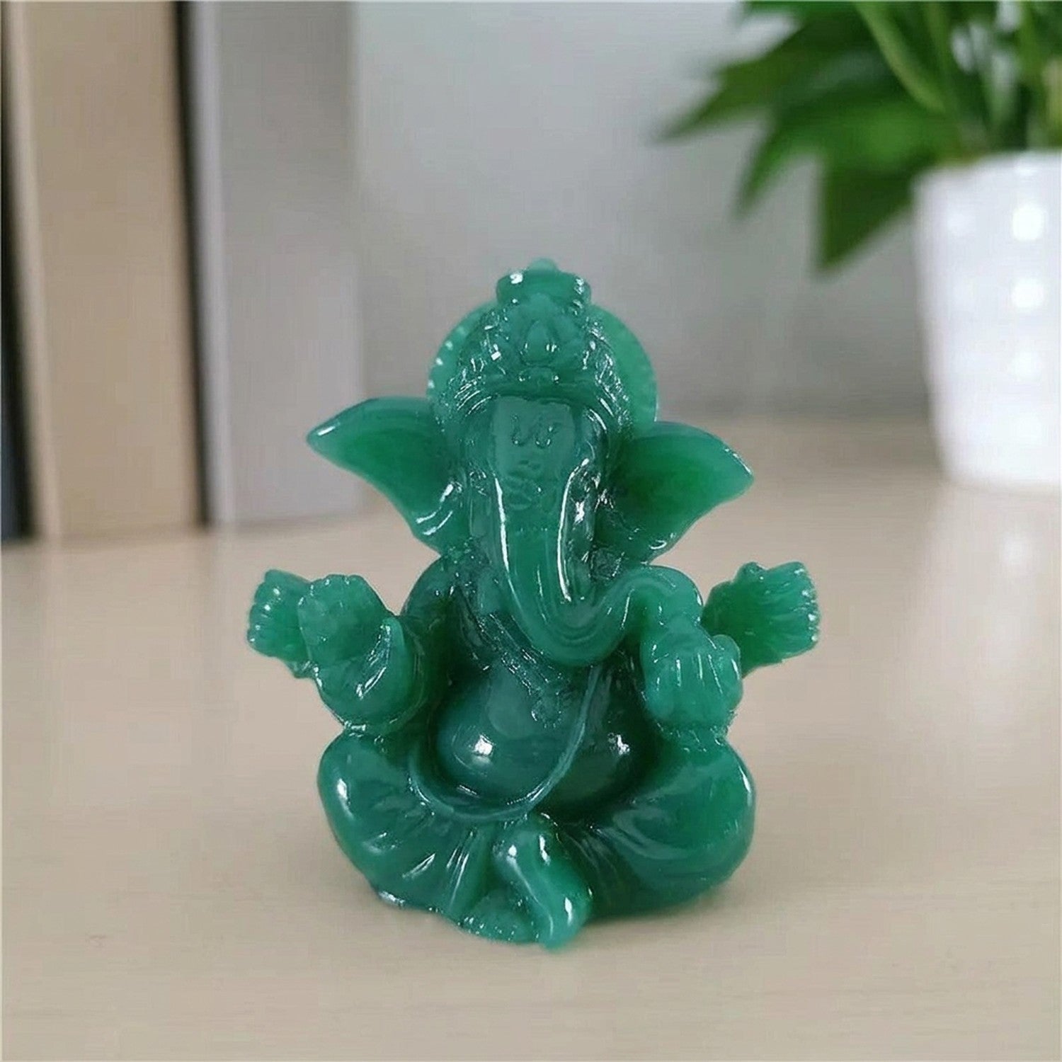 Statue Ganesha en résine vue alternative