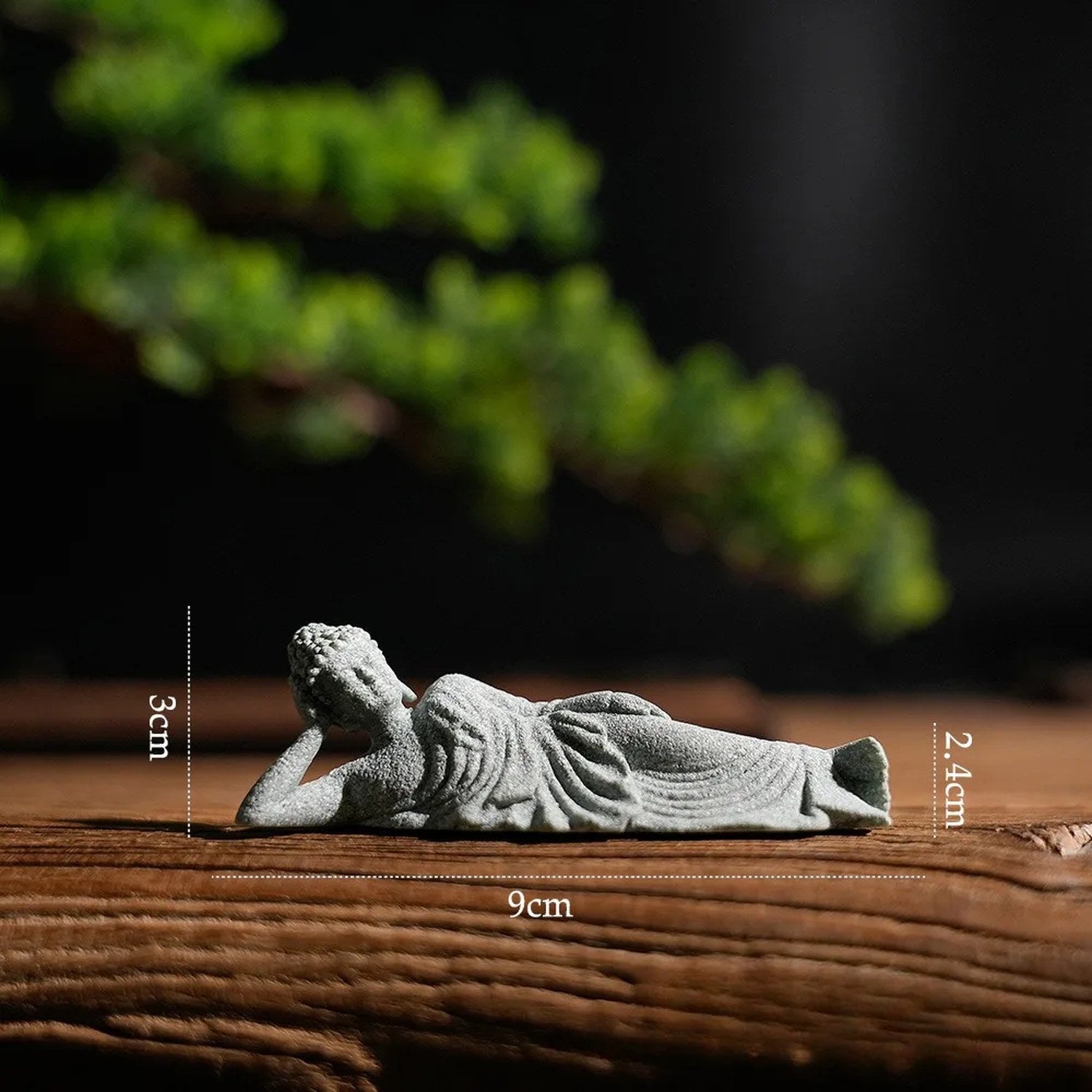 Dimensions du petit modèle de Bouddha couché 9 cm de longueur