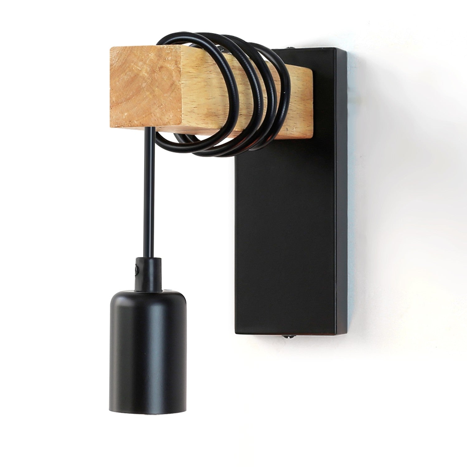 Détail de l'applique murale noire poutre bois et ressort métal sur fond neutre