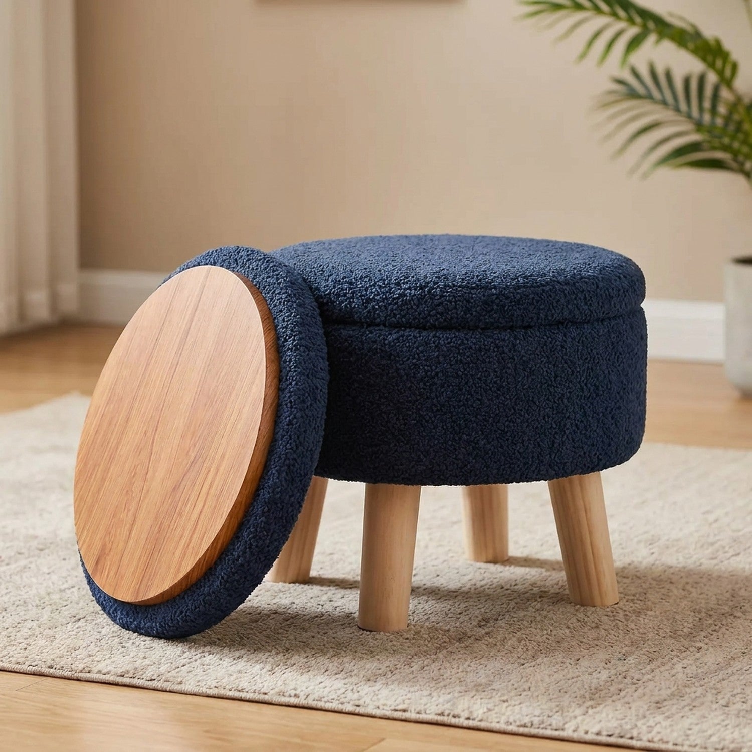 Repose-pieds coffre en velours bouclé bleu foncé avec dessus en bois
