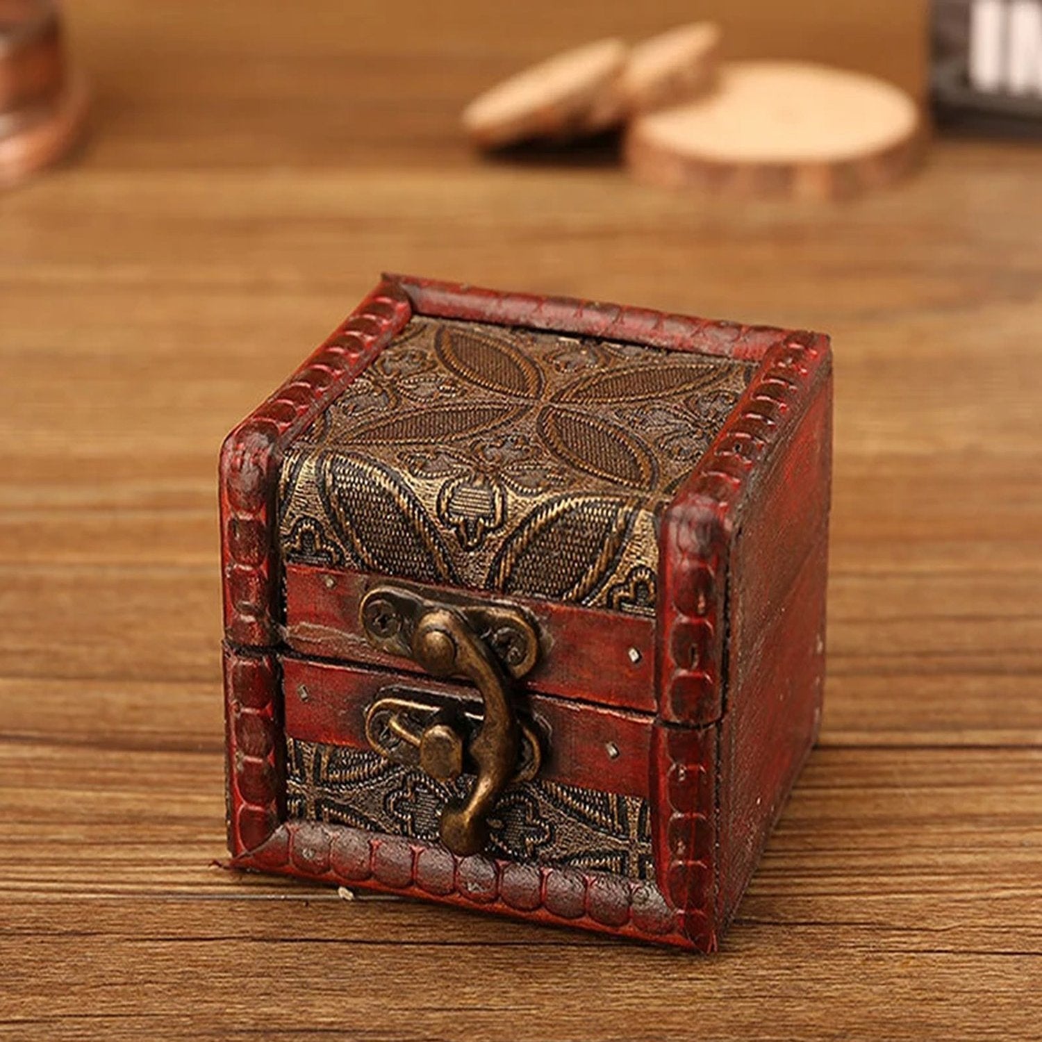 Boite à bijoux bois vintage chinois motif Monnaie