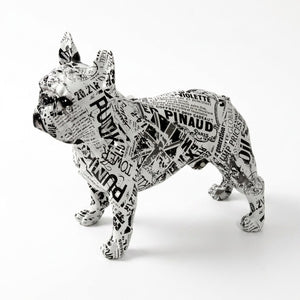 Statue bouledogue français motif journal noir et blanc debout