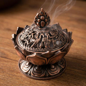 Brûleur d'encens lotus variante Bronze rouge sur fond en bois