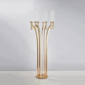 Chandelier de mariage 8 bras doré métal vue complète fond neutre