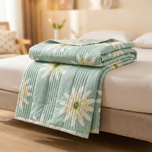 Couette d'été matelassée modèle marguerites