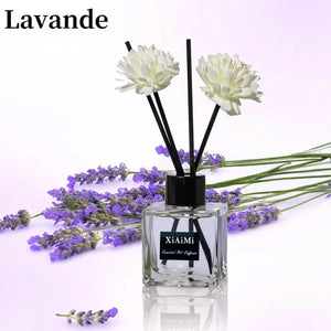 Diffuseur de parfum fragrance Lavande avec bâtonnets roseau et fleurs lavande violettes