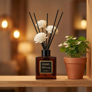 Diffuseur de roseaux parfumé JISIMU bouteille ambrée bâtons noirs fleurs séchées étagère bois