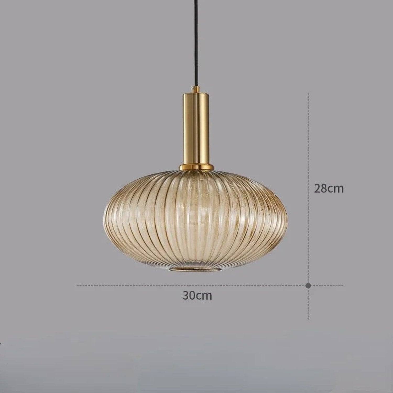 Dimensions de la suspension en verre doré modèle Soucoupe 30 cm de diamètre et 28 cm de hauteur