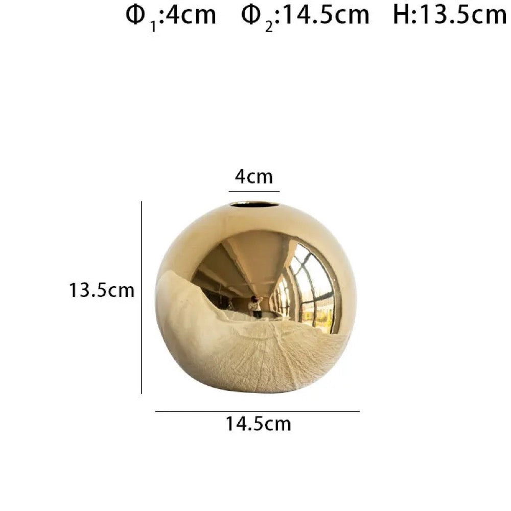Dimensions du vase boule doré taille L : 13,5 cm de hauteur et 14,5 cm de diamètre