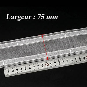 Largeur du galon fronceur mesurée à 75 mm au réglet