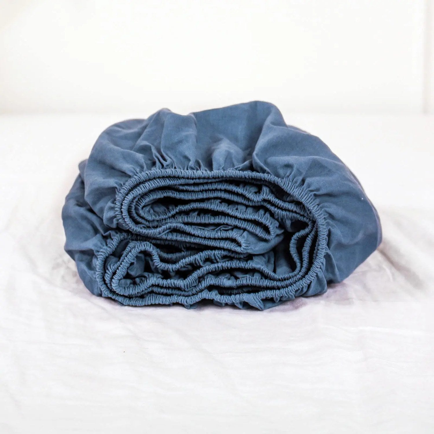 Drap-housse en lin lavé coloris Bleu marine