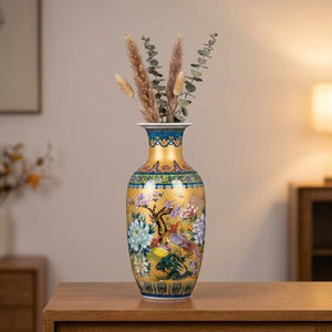 Vase chinois doré modèle élancé en céramique émaillée garni de pampa
