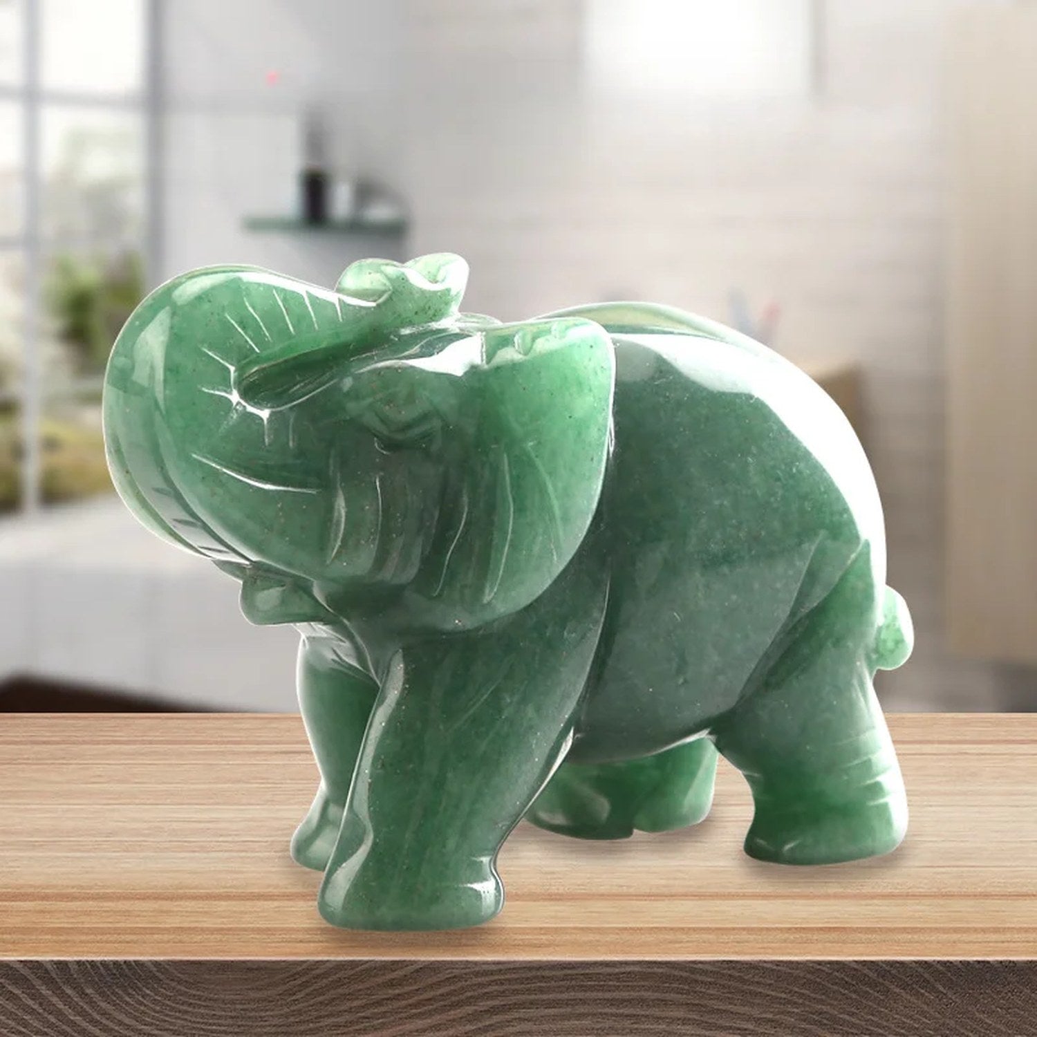 Figurine éléphant en aventurine verte naturelle