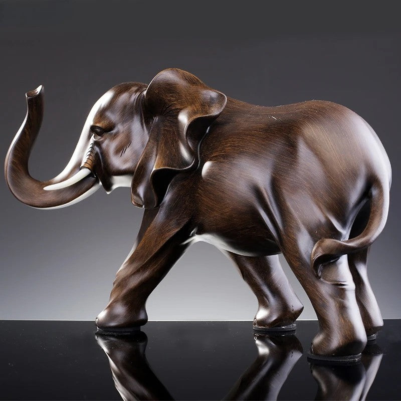 Sculpture d'éléphant en résine imitation bois vue 3