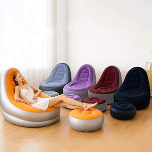 Gamme de fauteuils gonflables de plusieurs couleurs dans un salon lumineux