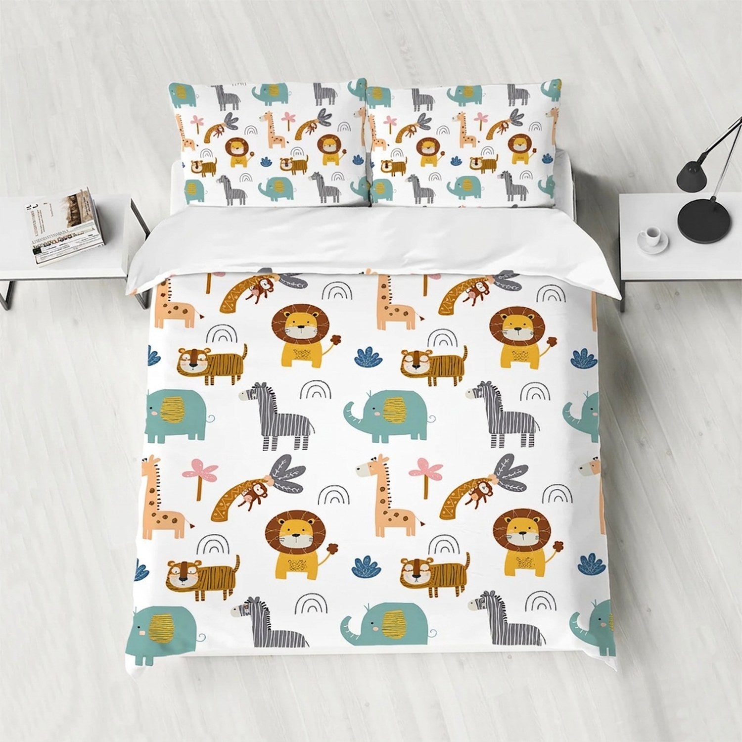 Parure de lit animaux savane vue à plat avec housse de couette et deux taies
