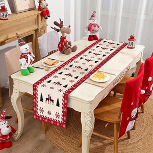 Chemin de table de Noël motif Rennes scandinaves