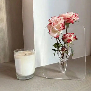 Vase à fleurs rectangle en acrylique transparent avec des roses bicolores et une bougie