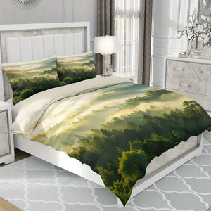 Parure de lit forêt brumeuse sur un lit dans une chambre avec meuble en marbre