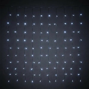 Guirlande lumineuse LED lumière blanc froid en rideau vue de près