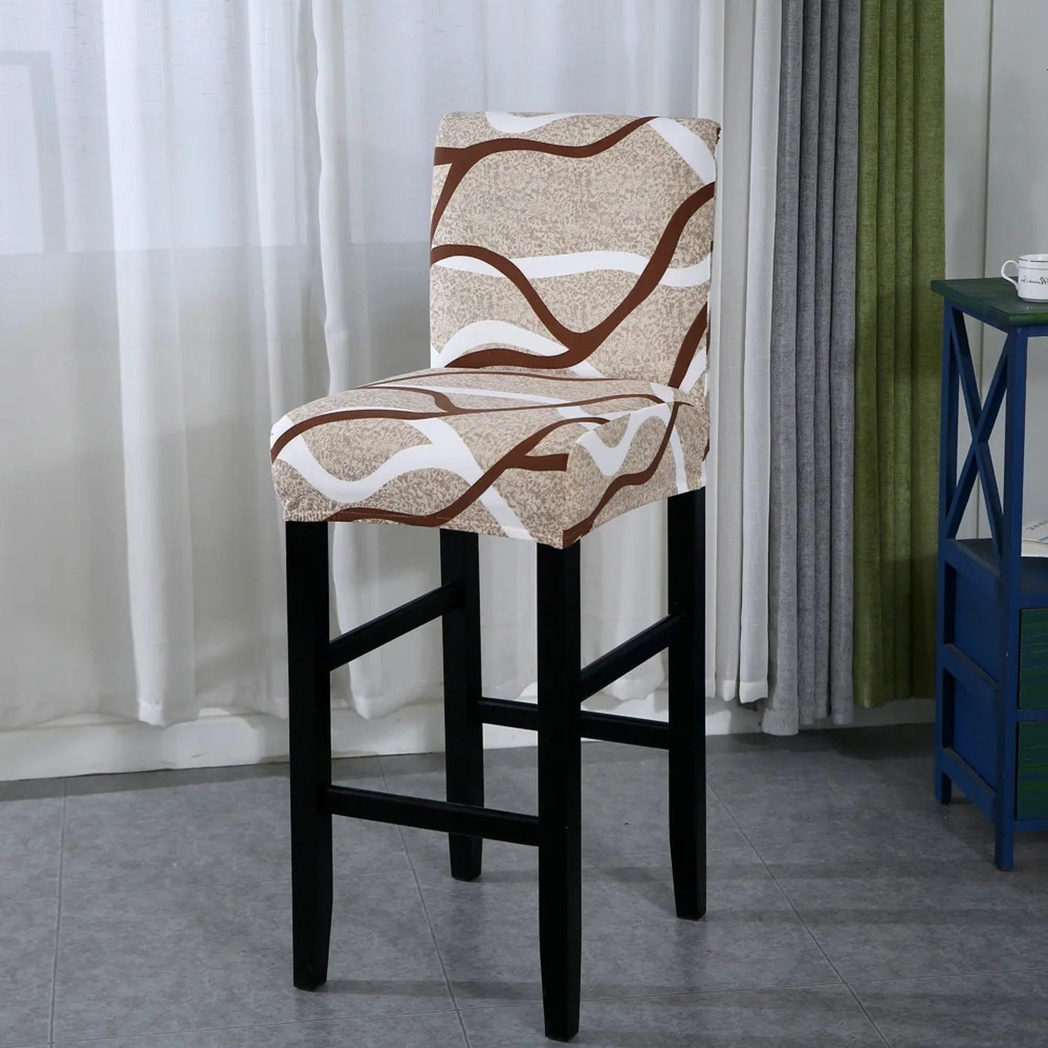 Housse de chaise de bar motif vagues marron vue du tissu extensible