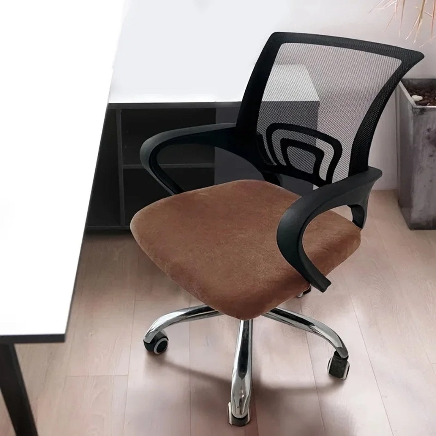 Housse d'assise de chaise de bureau en velours camel