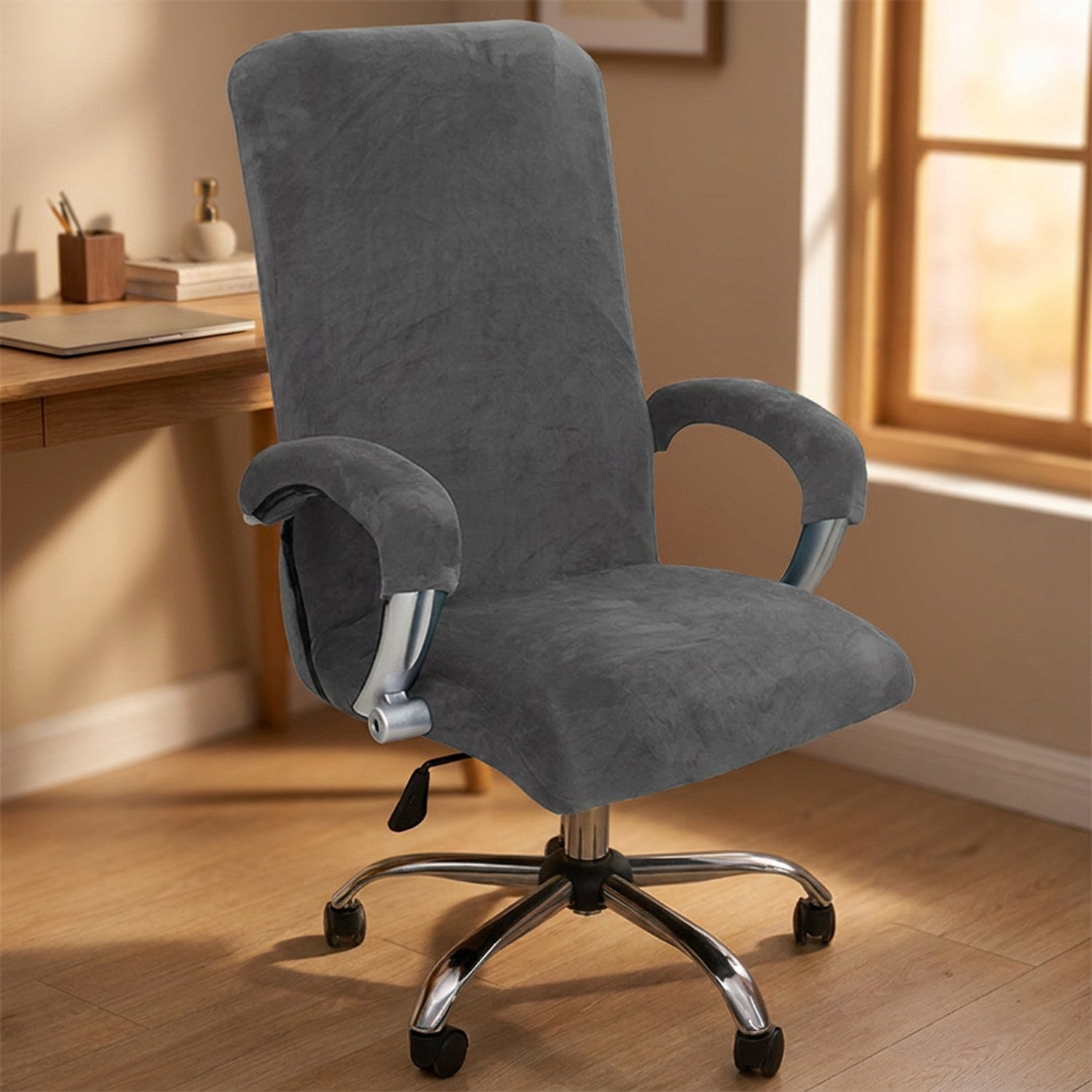 Housse de chaise de bureau grise en velours avec accoudoirs