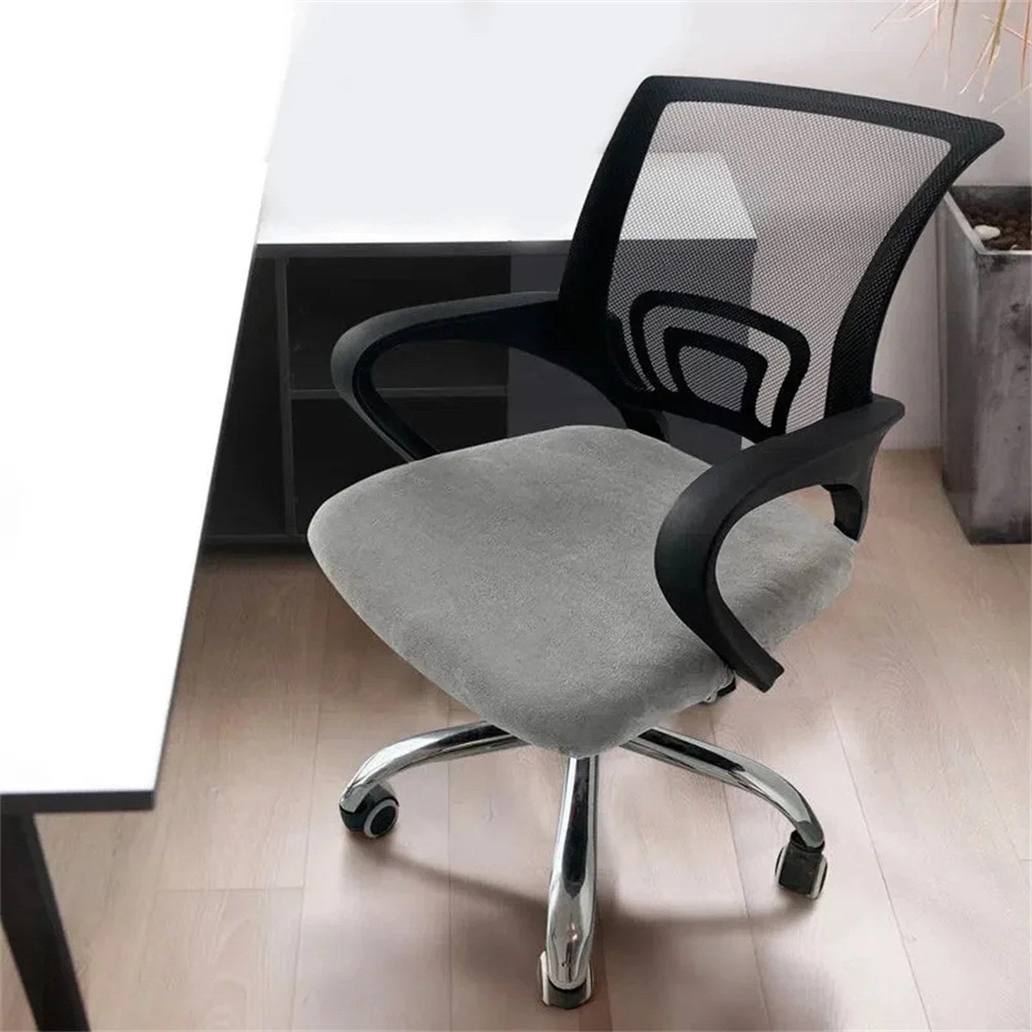 Housse d'assise de chaise de bureau en velours gris