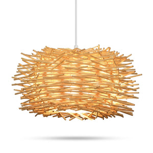 Suspension nid rotin beige naturel 30 cm avec lueur interne sur fond blanc