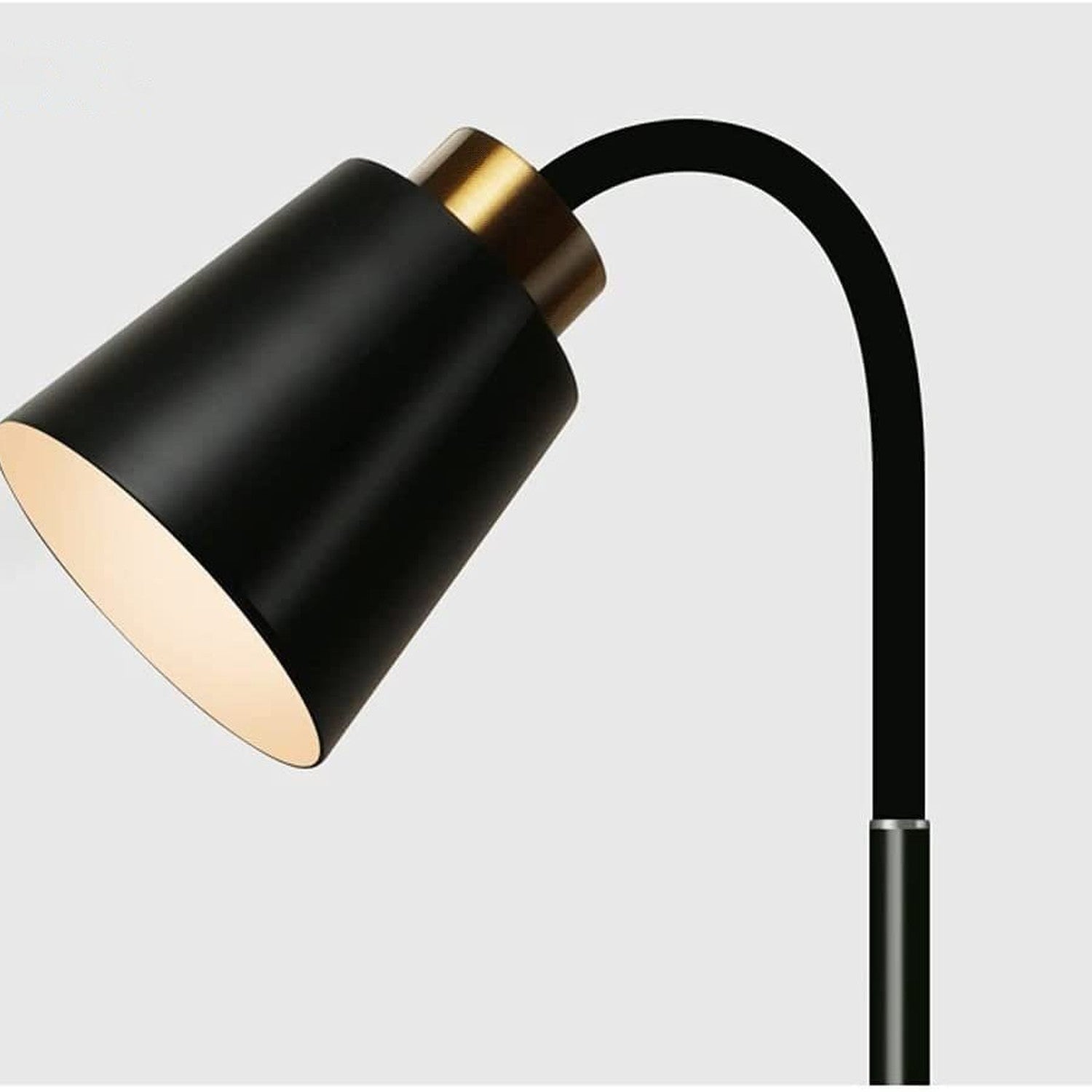 Abat-jour conique métal noir lampadaire design
