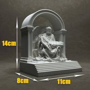 Dimensions de la statue de La Pietà hauteur 14 cm largeur 11 cm profondeur 8 cm