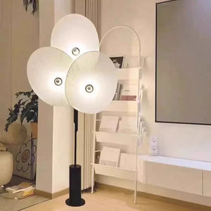 Lampadaire LED design fleurs abat-jour coloré vue de face