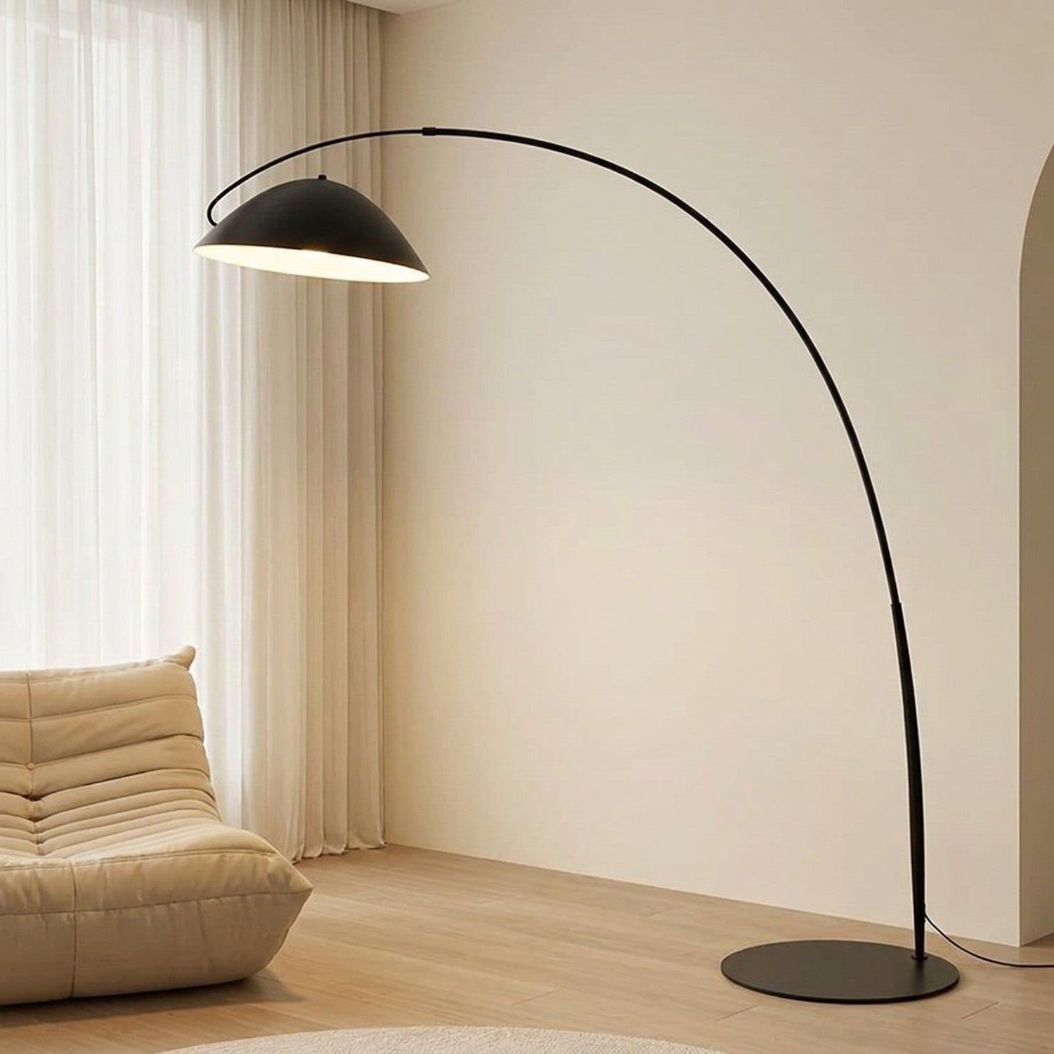 Lampadaire arc LED nordique en métal noir mat, design minimaliste