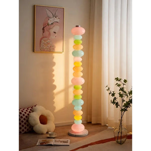 Lampadaire galets verre multicolore chambre scandinave