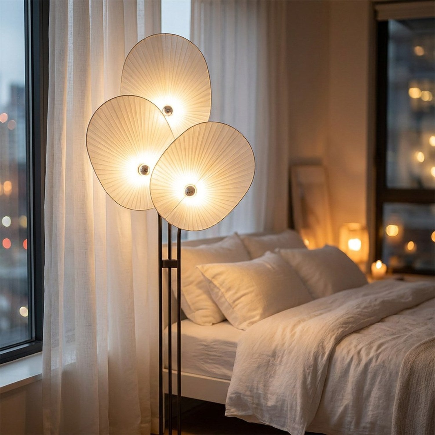 Lampadaire LED décoratif floral dans une chambre romantique