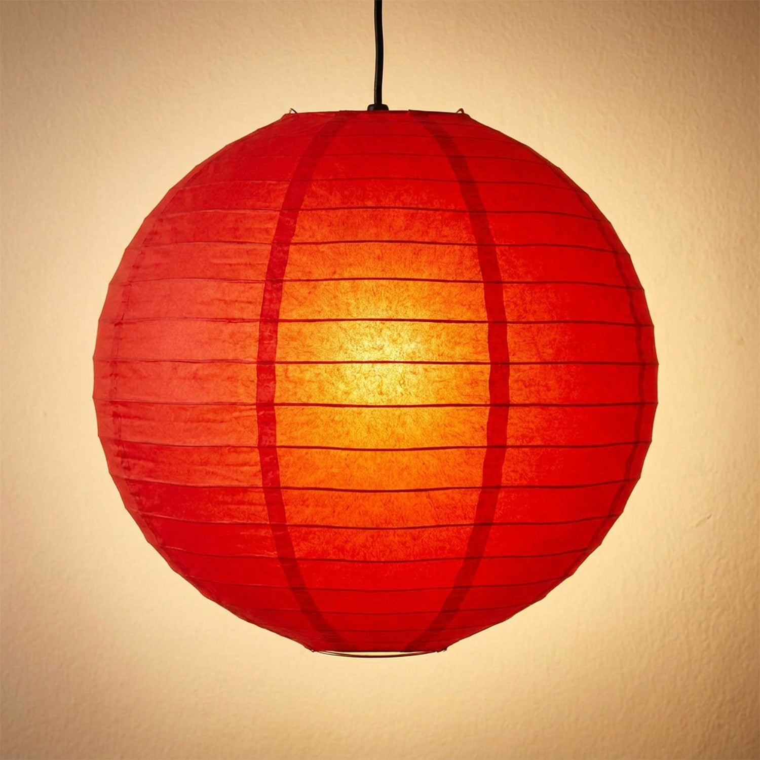 Lanterne chinoise papier rouge motif bonheur décoration suspension