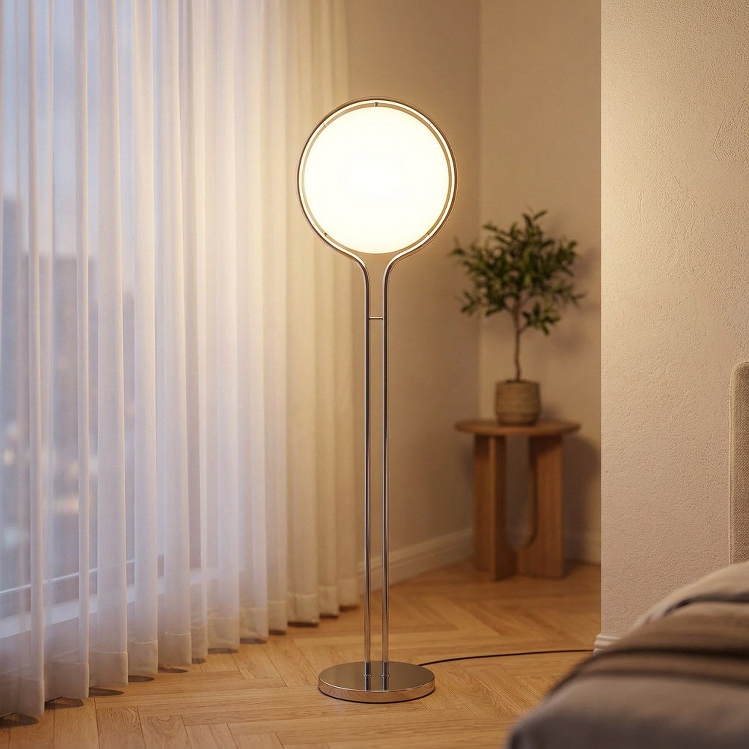 Lampadaire à boule sur socle allumé – ambiance intérieure 2