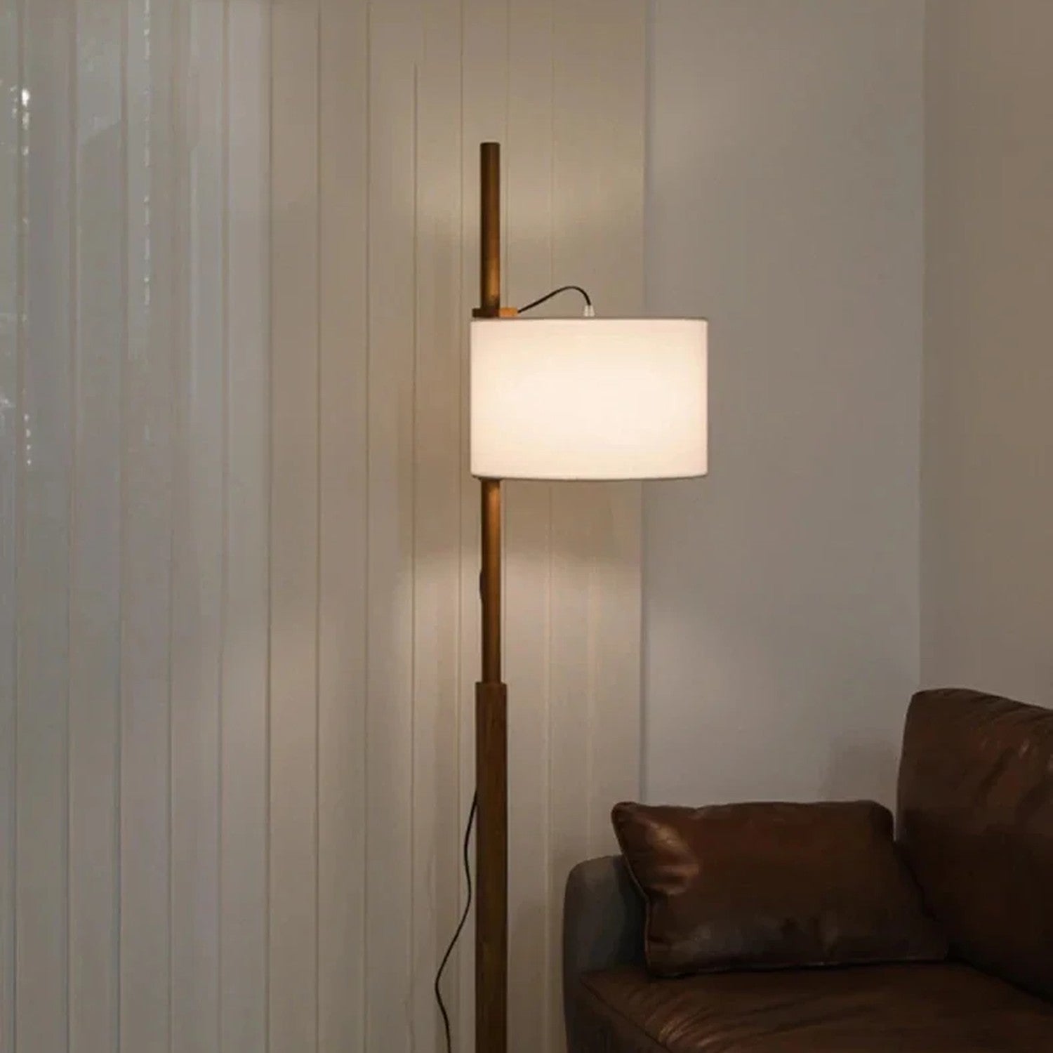 Lampadaire japonais abat-jour tissu lifestyle-3