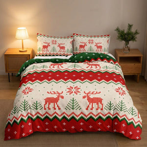 Parure de lit de Noël motif renne dans une chambre moderne avec table de chevet et lampe