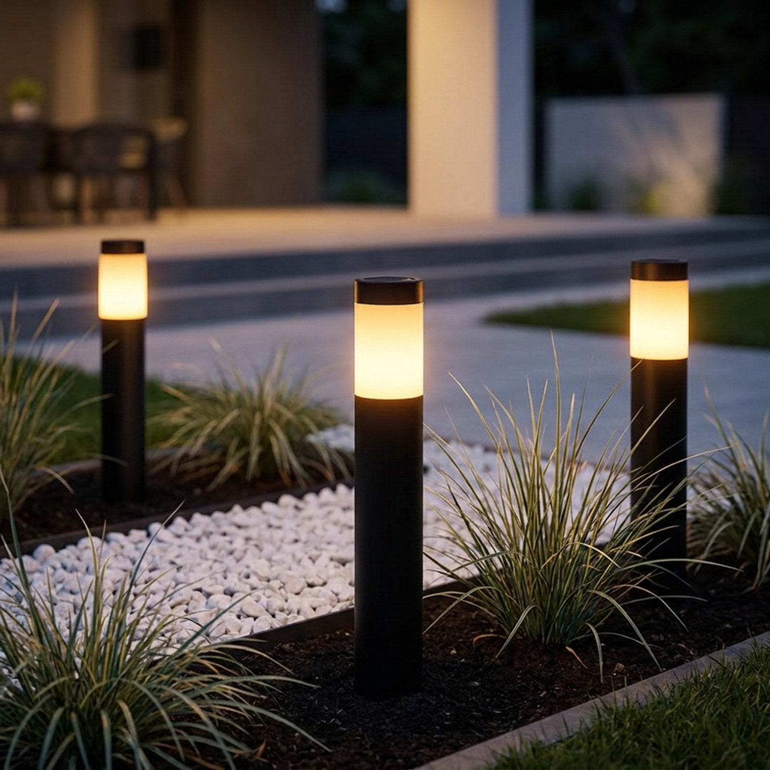 Lampadaire solaire extérieur jardin nuit mise en scène 3